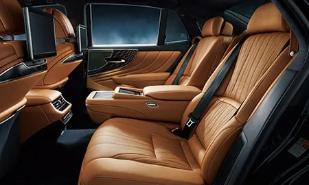 Lexus LS500H EXECUTIVE (GVF50)