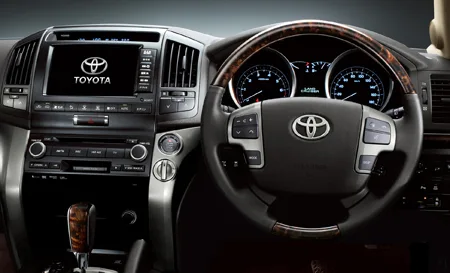 Toyota Land Cruiser ZX 60TH BLACK LEATHER SELECTION (URJ202W)