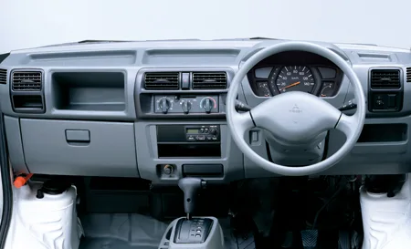 Mitsubishi Mini Cab Truck パネルバン (U61TP)