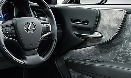 Lexus LS500H EXECUTIVE (GVF50)