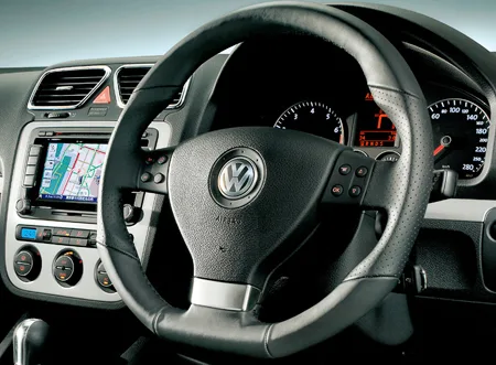Volkswagen Scirocco 2.0TSI (13CCZ)