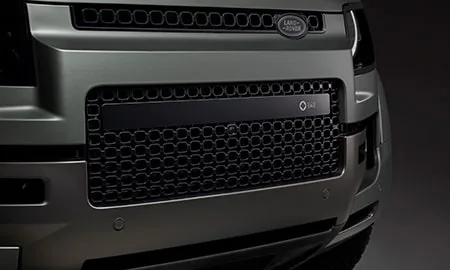 Land Rover Defender OCTA EDITION ON (LE82EAD / LE7449AD)