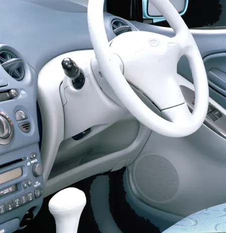 Toyota Vitz B (SCP10)