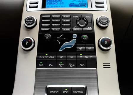 Volvo V70 T5 SE (BB4204TW)