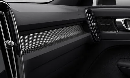 Volvo XC40 PLUS B4 AWD (XB420TXCM2)