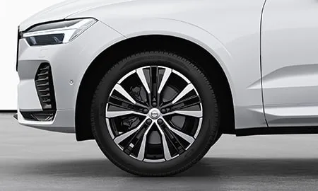 Volvo XC60 ULTRA B5 AWD DARK EDITION (UB420TXCM2 / UB420TXCM2A)