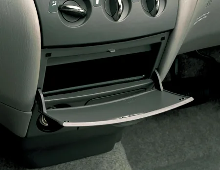 Toyota Prius BASEGRADE (NHW10)