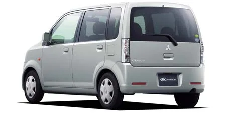 Mitsubishi EK Wagon M (H82W)
