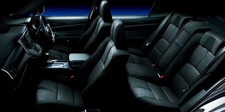 Toyota Crown Hybrid ATHLETE (AWS210)