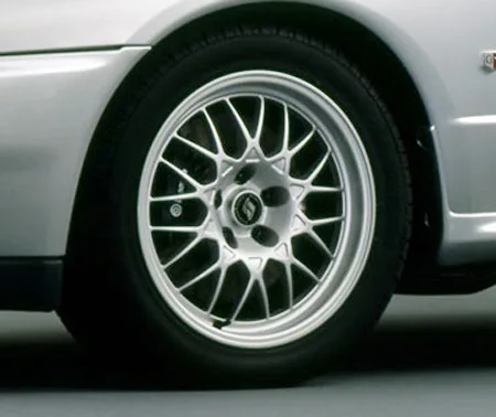 Nissan Skyline GT-R V SPEC (BNR32)