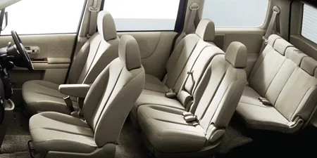 Nissan Lafesta JOY G (B30)