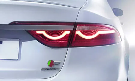Jaguar XF PURE (JB2GA)