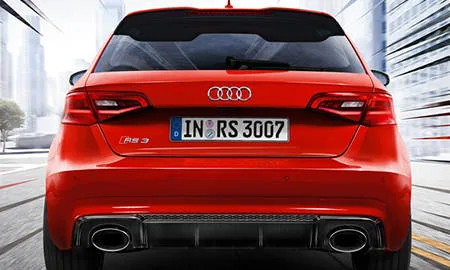 Audi RS3 Sportback BASE GRADE (8VCZGF)