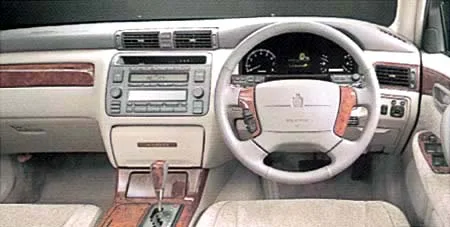 Toyota Crown Majesta 3.0C TYPE (JZS177)