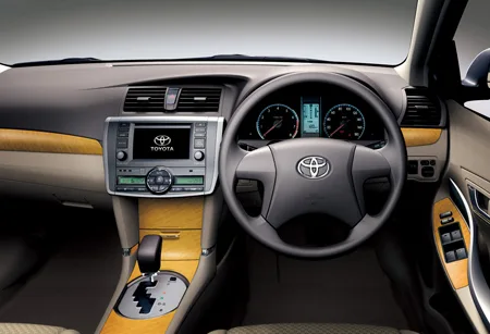 Toyota Premio 2.0G (ZRT261)
