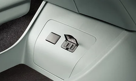 Toyota Prius S (ZVW30)