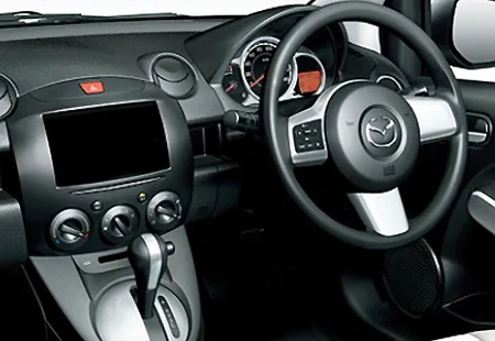 Mazda Demio 13C-V SMART EDITION II (DE3FS)