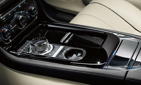 Jaguar XJ PREMIUM LUXURY (J128B)