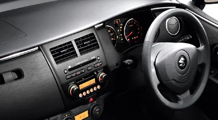 Suzuki Cervo TX (HG21S)