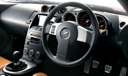 Nissan Fairlady Z VERSION S (Z33)