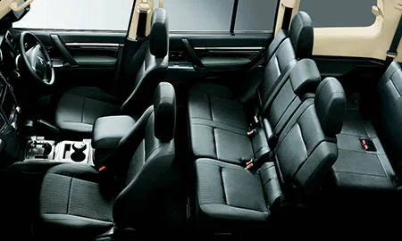 Mitsubishi Pajero LONG GR (V93W)