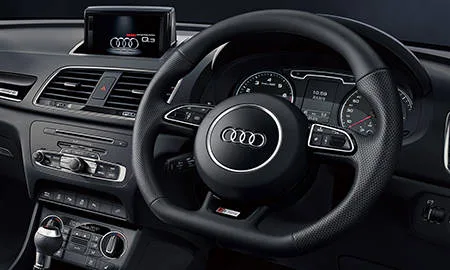 Audi Q3 S-LINE COMPETITION (8UCULB)