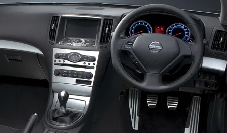 Nissan Skyline 370GT (CKV36)