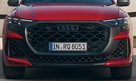 Audi RS Q8 Performance BASE GRADE (F1DHUA)