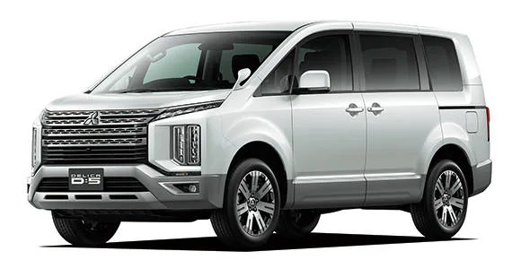 Mitsubishi Delica D5 M (CV1W)