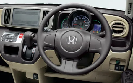 Honda None G (JG2)