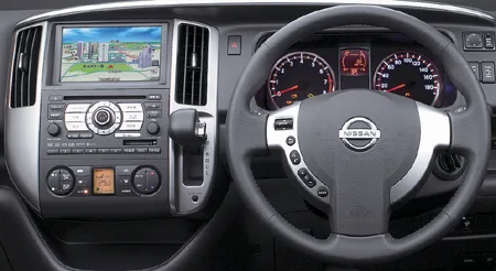Nissan Serena HIGHWAY STAR (CNC25)