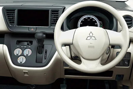 Mitsubishi EK Space E (B11A)