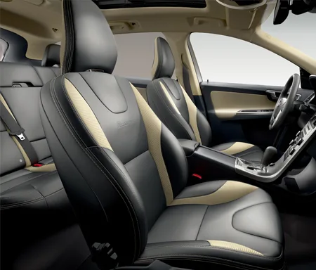 Volvo XC60 T6 R-DESIGN (DB6304TXC)