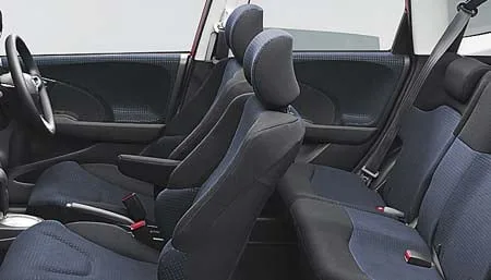 Honda Fit L (GE7)