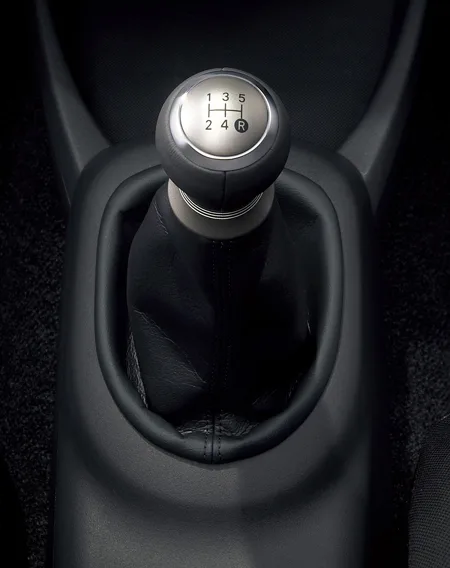 Toyota Vitz F (SCP90)