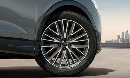 Audi Q3 HIGH STYLE (F3DFY)