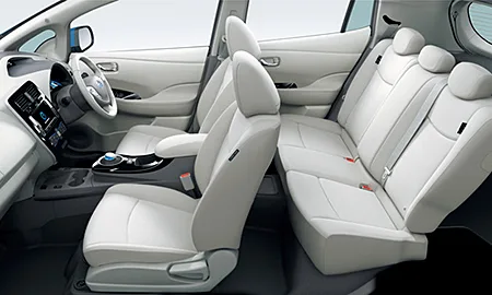 Nissan Leaf S (AZE0)