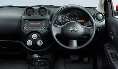 Nissan Latio S (N17)