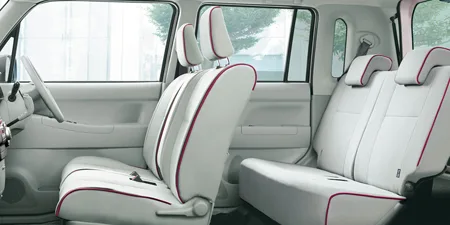 Daihatsu Move Conte G NAVI (L575S)