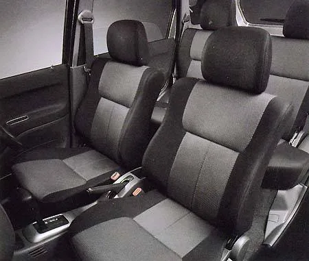 Daihatsu Terios CL (J122G)