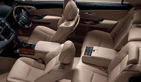 Toyota Crown ROYAL SALOON I-FOUR U PACKAGE (GRS203)