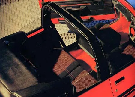 Peugeot 205 CTI CABRIOLET (20DFC)