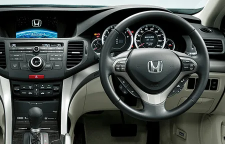 Honda Accord Tourer 24IL (CW2)