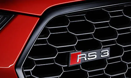 Audi RS3 BASE GRADE (8VDAZL)