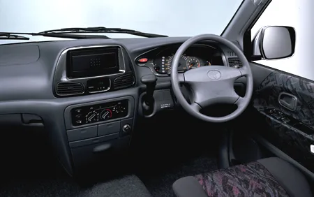 Toyota Liteace Noah ROAD TOURER (SR40G)