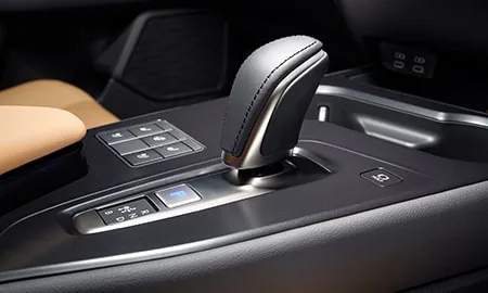 Lexus UX300E VERSION C (KMA10)