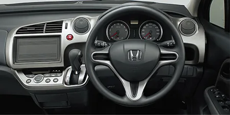 Honda Stream G STYLISH PACKAGE (RN9)