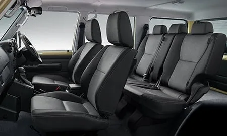 Toyota Land Cruiser 70 AX (GDJ76W)