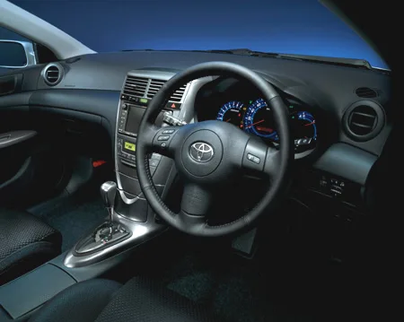 Toyota Caldina Z (AZT241W)