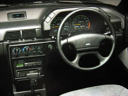 Mitsubishi Lancer ERINA (C62A)